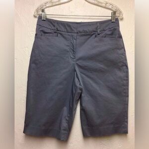 Cotton-spandex blend
Bermuda shorts, Pendleton, size 6